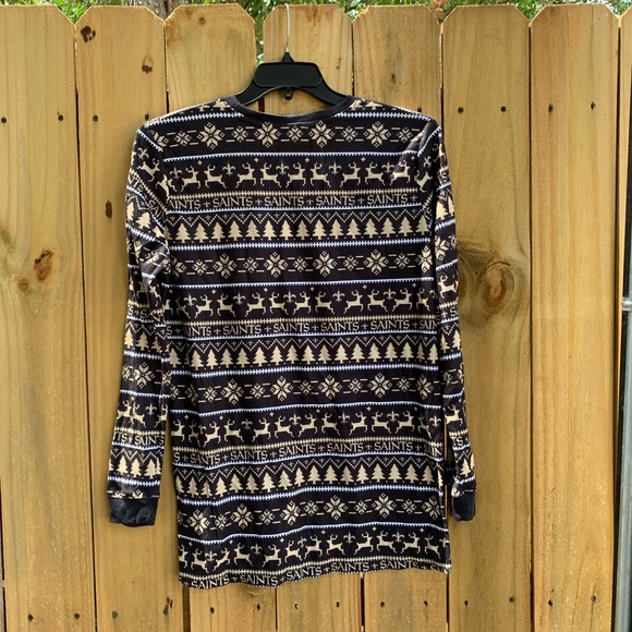 New Orleans Saints top pajamas. - Picture 4 of 6